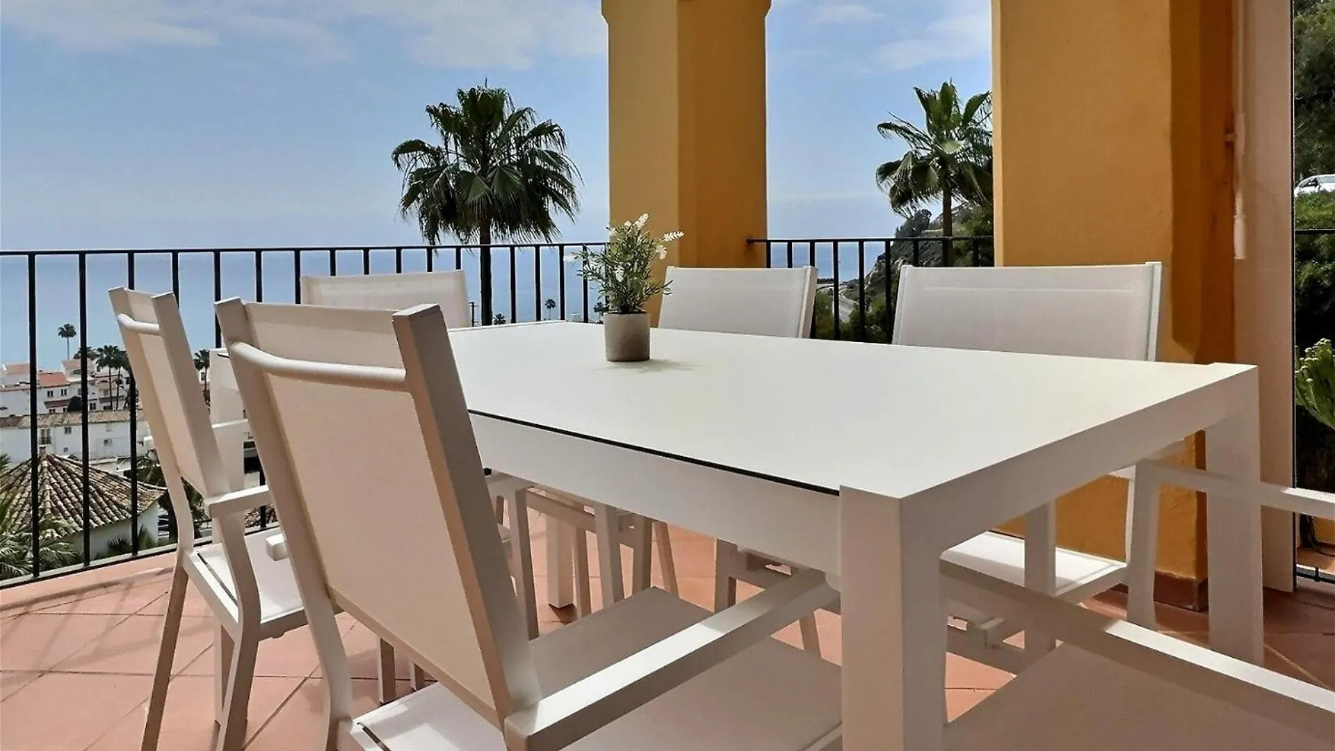 Incredible Sea Views In This Three-Bedroom Penthouse Apartment Sotogrande